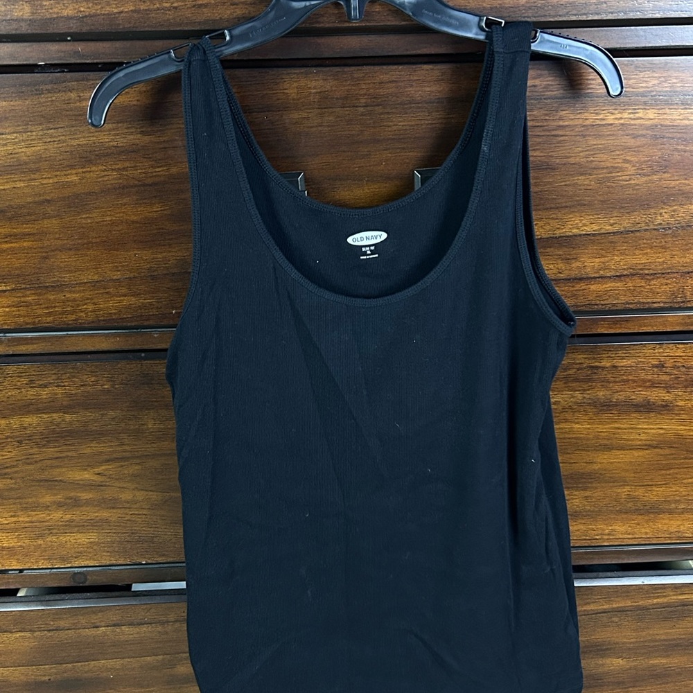 Black Women's Old Navy Tank Top